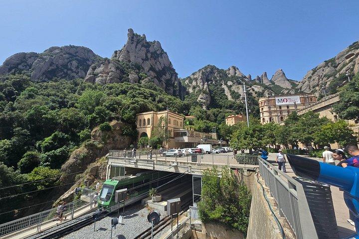 Montserrat Guided Tour with Optional Black Madonna & Cogwheel
