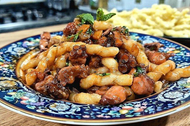 テレビシェフの家で食事 貸し切りのシシリアンディナー