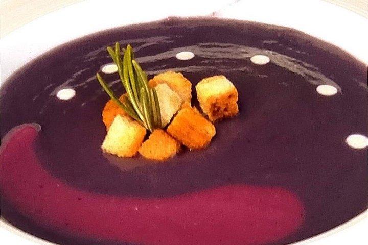 テレビシェフの家で食事 貸し切りのシシリアンディナー
