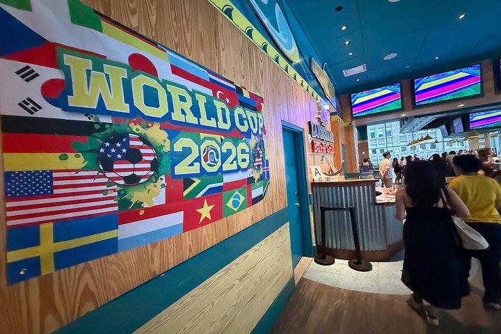 NYC Pub Crawl: Midtown/Times Square VIP Access & Prof Photos