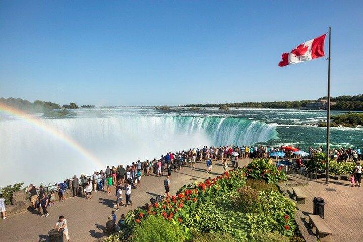 Toronto To Niagara Falls Small Group Day Tour With Boat Cruise
