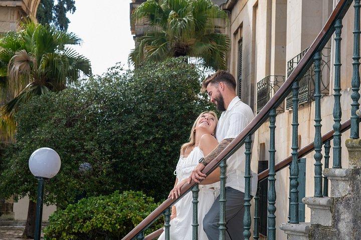 1 Hour Professional Photoshoot in Corfu Old Town