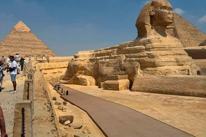 Tour privato delle piramidi di Giza al Grand Egyptian Museum & Egyptologist