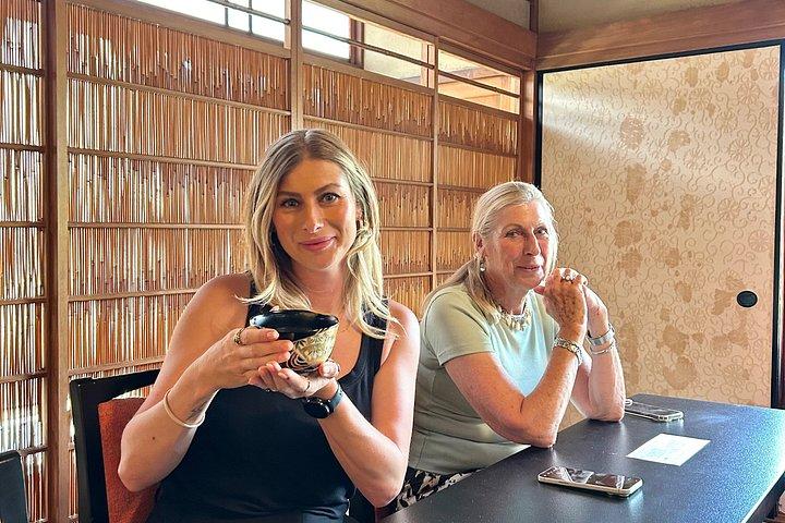 京都：150年続く絹商人の家で茶道