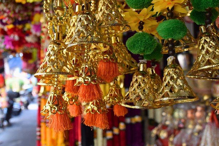 Esplora Bangkok e crea il tuo profumo tailandese