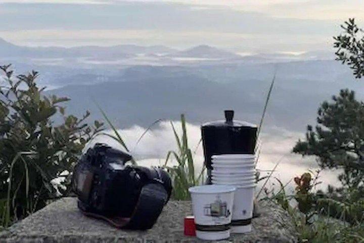 Erleben Sie Da Lat Wolkenjagd und Sonnenaufgangswanderung zum Hon Bo Peak