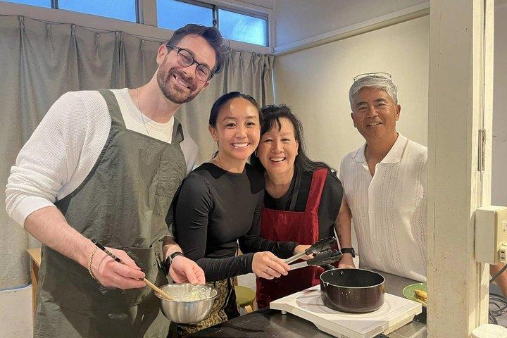 Aprende a hacer tempura udon y gyoza caseros