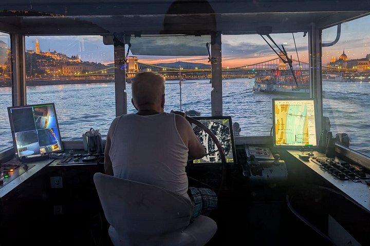 Budapest : Crucero nocturno garantizado Asientos en la azotea & BYOB
