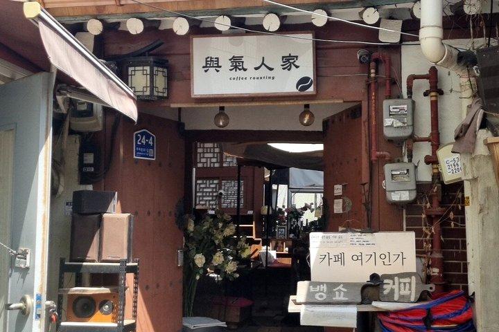 ソウルプライベートローカルツアー：景福宮、瑞川＆マーケットツアー
