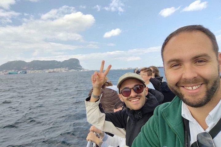 セビリアからの日帰りツアー - ビーチ、クジラ、イルカ