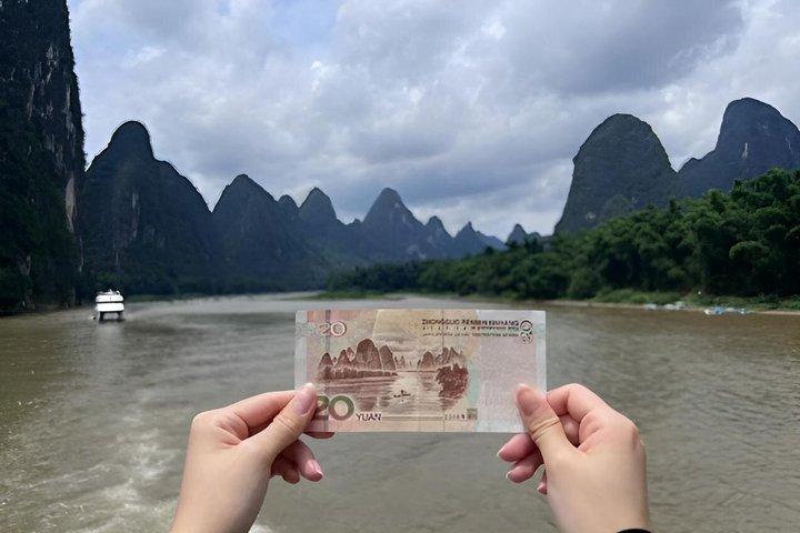 Guilin Li River 3-Star Cruise to Yangshuo with English Assist