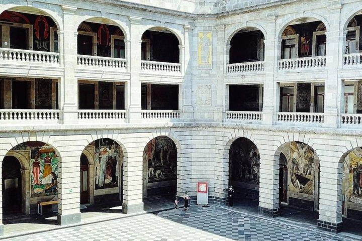 Guia Diego Rivera em uma nova luz: um museu vivo do muralismo