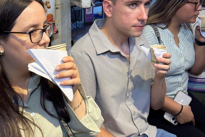 地元市場ツアー：本格的な料理、トゥクトゥク、そして自宅でのピスコ