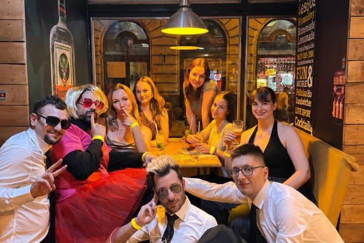 Budapest : Pub Crawl & Ruin Bars - Gratis optagelser og VIP adgang