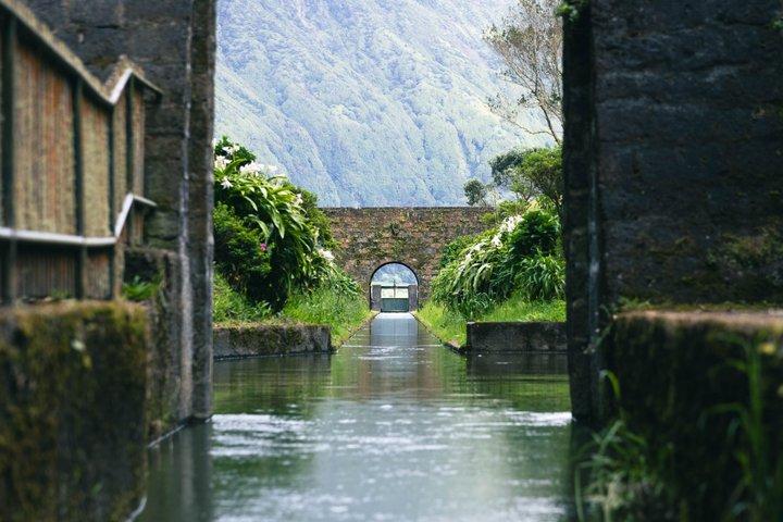 Excursión de un día completo a medida de Sao Miguel Azores