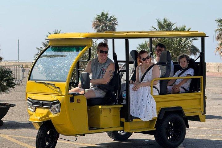 Vivi Barcellona con Tour privato in Tuk Tuk