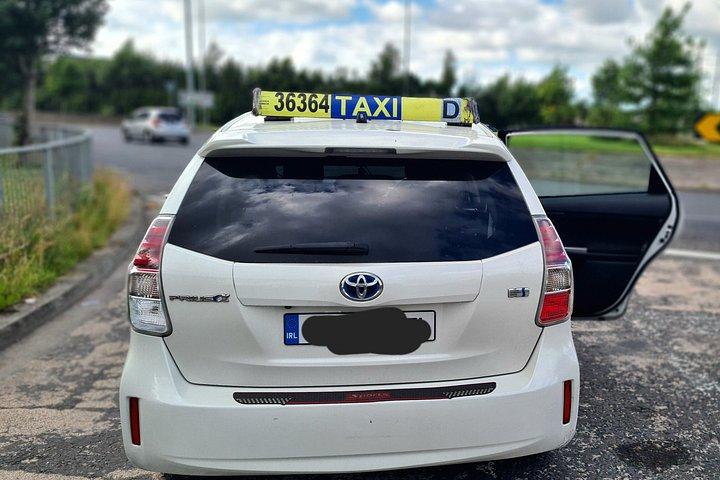 Privat 6-sitsig Dublin Flygplatstransfer till centrum