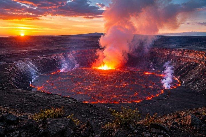 Luxury Private Volcano, Waterfalls, Black Sand Beach, Lava Tubes