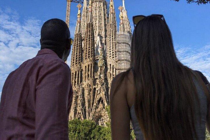 Full-Day Barcelona Tour by Sidecar Motorcycle