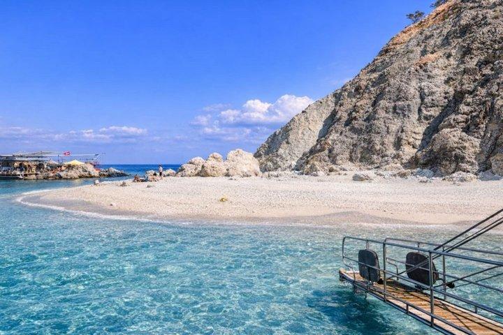 ターキッシュモルディブ スルアダ島ボートツアー アンタルヤからの送迎