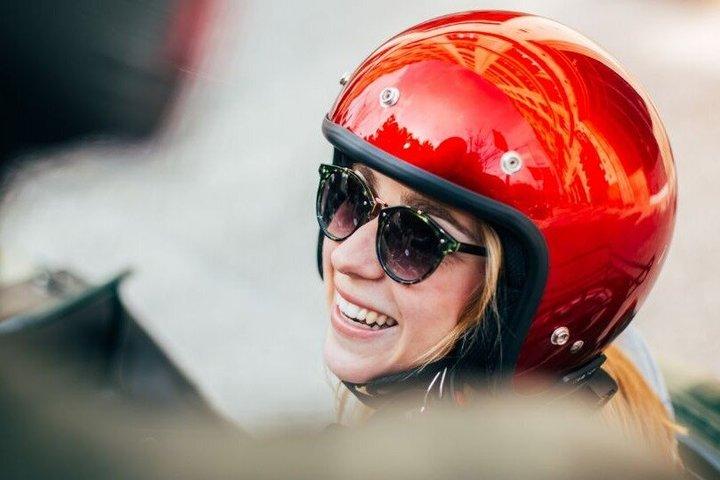 Barcelona Sunset and Night Tour by Sidecar Motorcycle