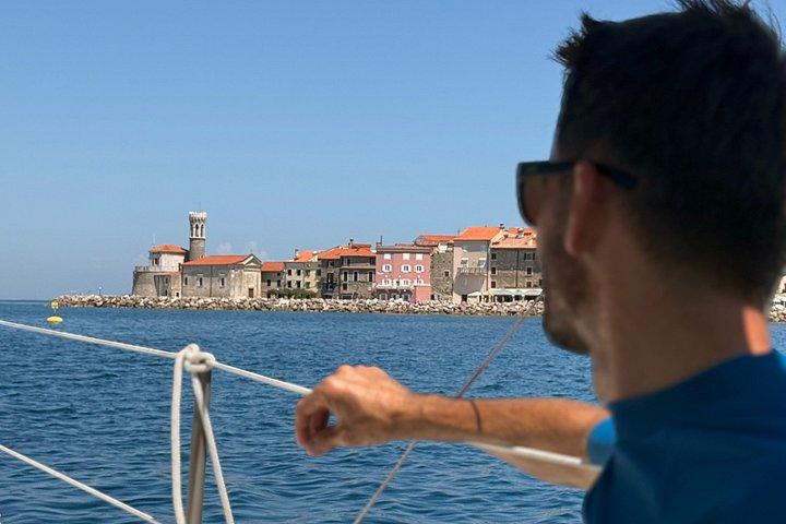 SAILING BOAT 地元のおいしい味を味わう旅