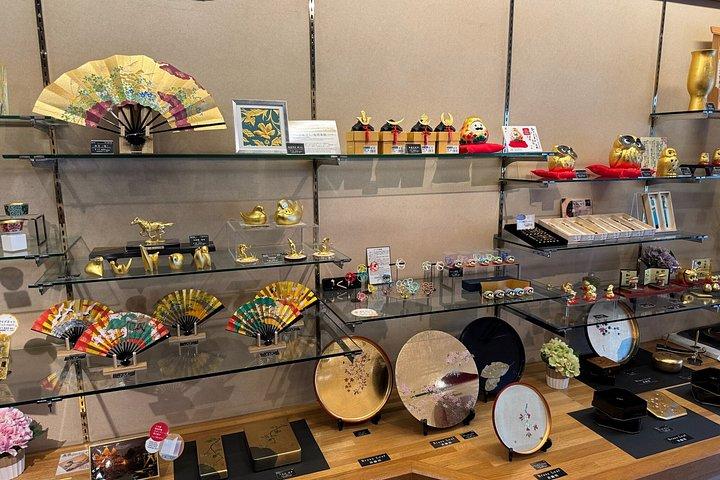 金沢：金箔体験＆芸者街ミニ散策