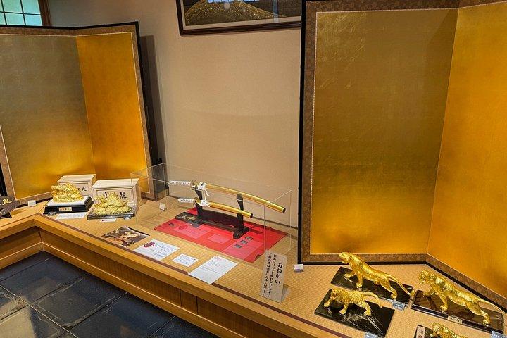 金沢：金箔体験＆芸者街ミニ散策