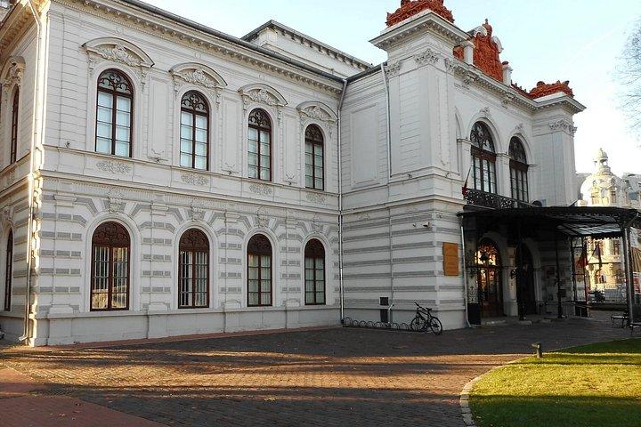 Udforsk Bukarest i dit eget tempo med lyd Vejleder og quiz