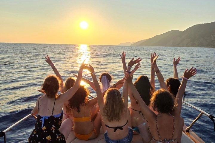 Solnedgangsbådtur og Cinque Terre-aperitif fra Monterosso
