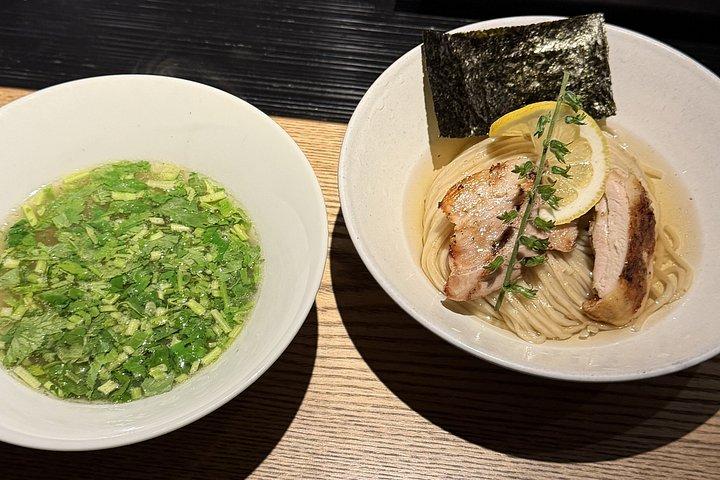 ミニ丼3杯で巡る札幌ラーメンツアー