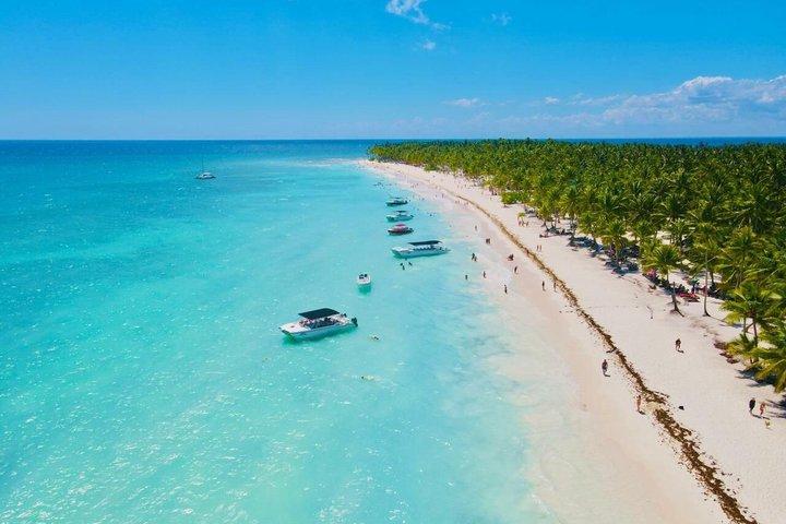 Saona Island Tour de um dia inteiro saindo de Punta Cana com almoço