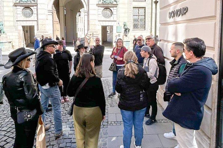 Walking tours The beginning and end of the Third Reich