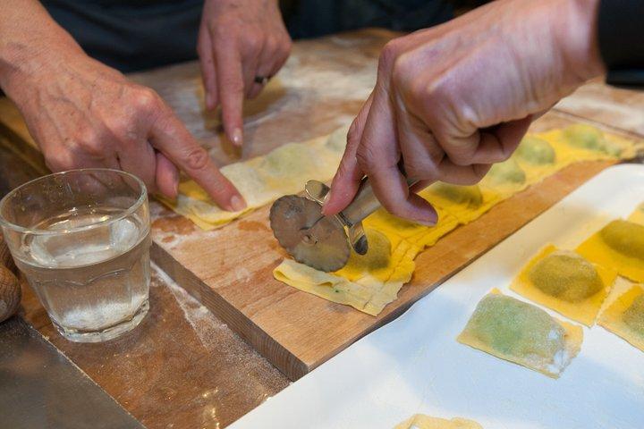 Florence Pasta & Dessert Cooking Class with Eating Europe