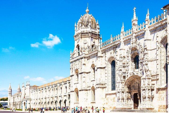 Lisboa e Sintra Pass: Pena Palace, Jerónimos e Regaleira