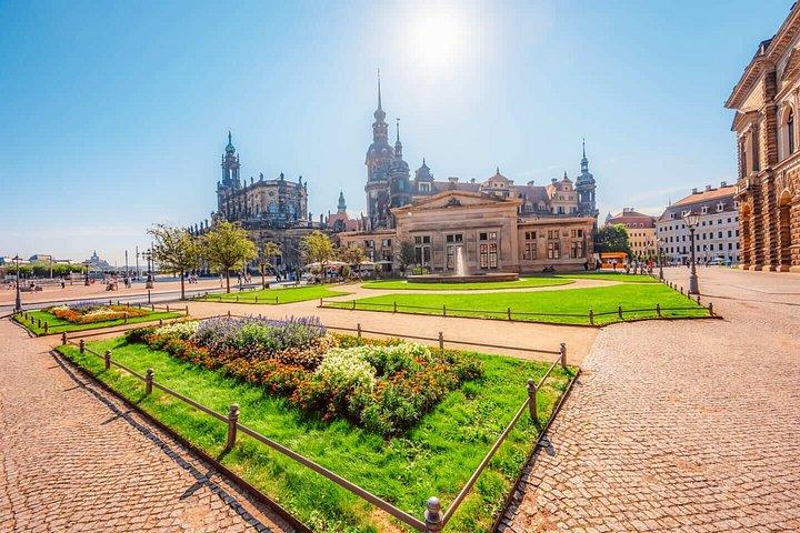 Hello Dresden: Private 2-Hour Intro City Walk with Local Guide