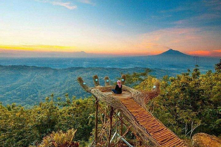 Private Car & Driver in Yogyakarta – Flexible, Customized Tours