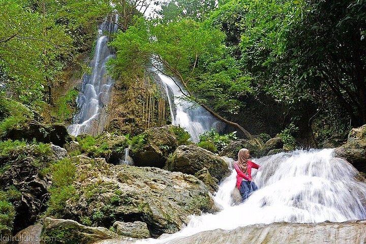 Private Car & Driver in Yogyakarta – Flexible, Customized Tours