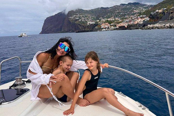Private Katamarantour mit Open Bar ab Funchal