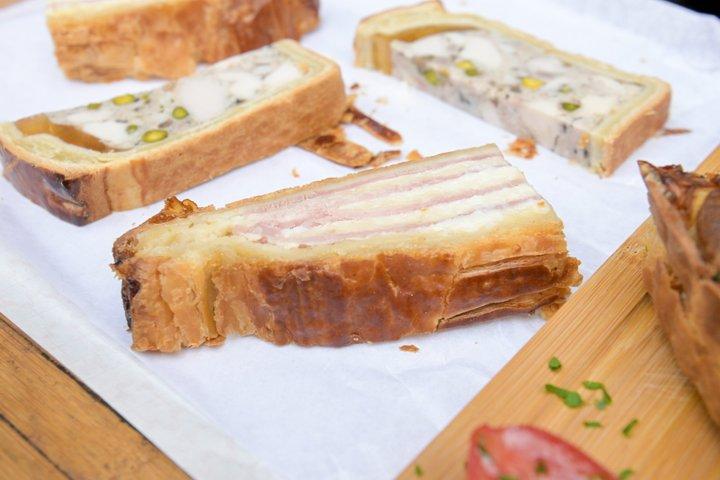 パリ マレ地区のオーガニックスイーツ＆塩味のプライベートフードツアー