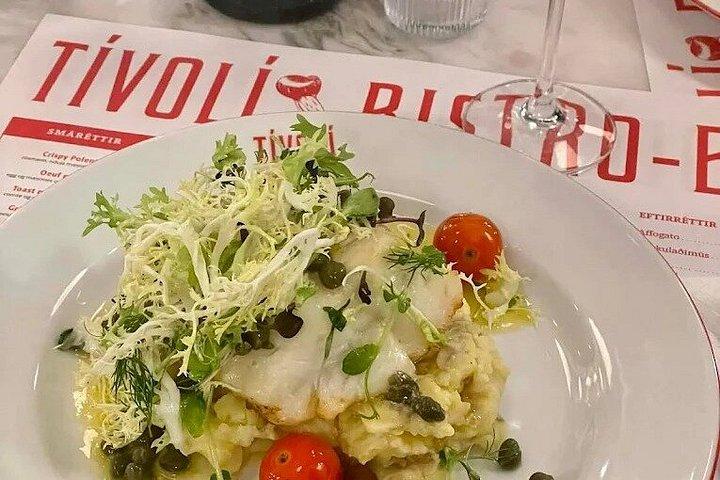 レイキャビク・オール・イン・ワン・フード・ツアー - 地元の人々と食事、飲み物、探検