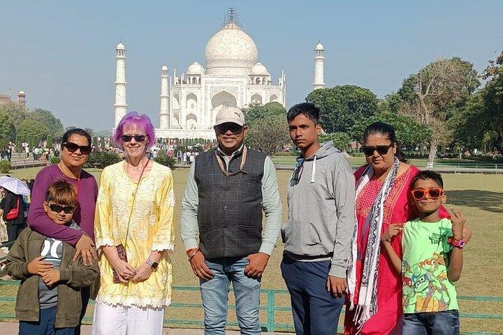 アグラ遺産の散歩-インド休暇によって