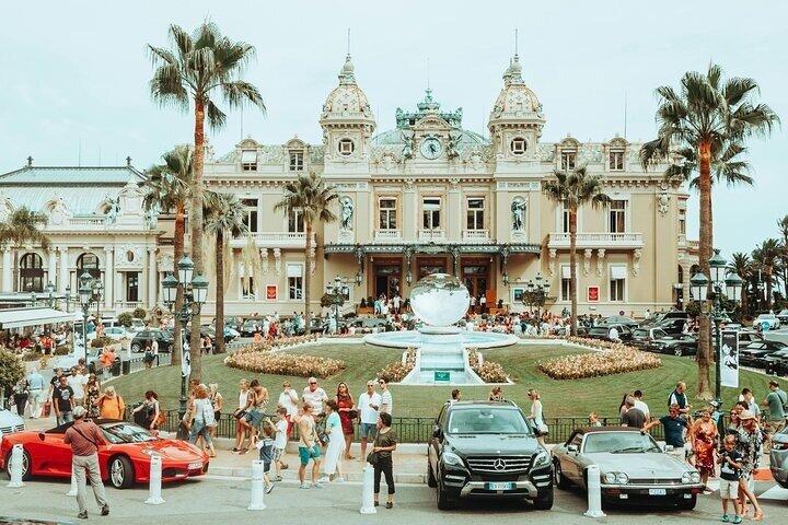 Tour privato di Monaco con siti di F1 e degustazione di cibo