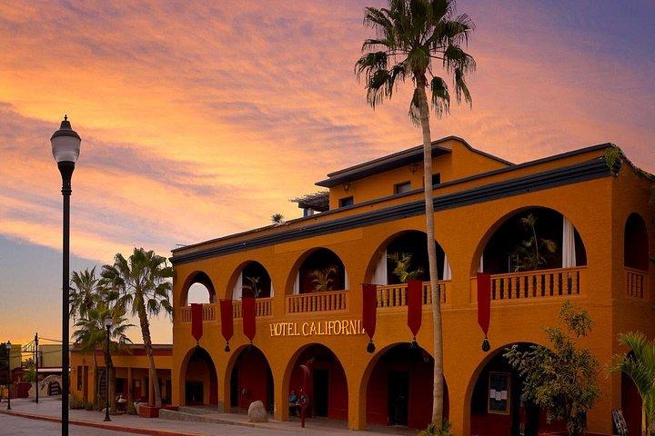 Todos Santos Sunset and Art Tour from Los Cabos