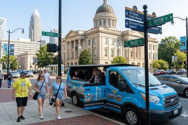 Charlotte historisk guidet udendørs lille gruppe minibus tur