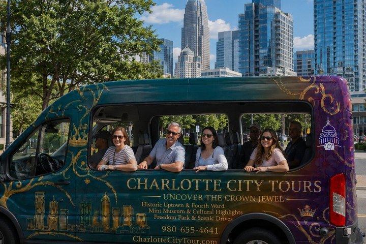 Charlotte historisk guidet udendørs lille gruppe minibus tur