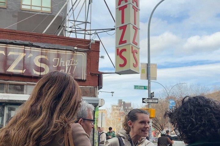 Private Walking Tour in the Lower East Side with rooftop access