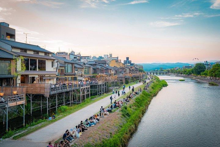 京都バスツアー：伏見・清水・金閣寺・嵐山