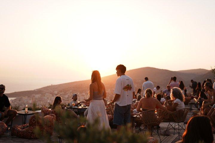 Tour zum Blauen Auge und Schloss Lekursi von Saranda (Option Sonnenuntergang)
