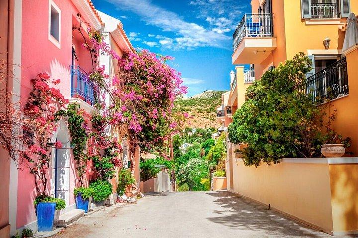 Private Kefalonia Highlights Tour:Melissani Cave Assos & Fiscardo